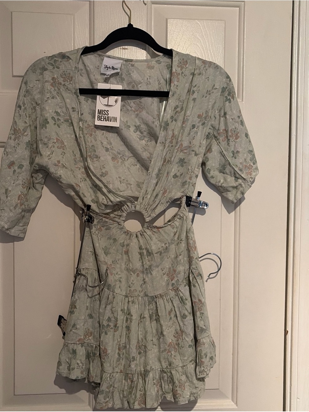 Sky to Moon Y2K Floral Cutout O Ring Mini Dress in Sage Size Small